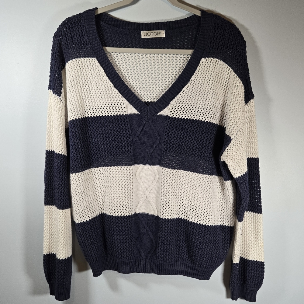 Uotori V-Neck Sweater Navy And White Striped Open‎ Knit Size Large